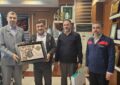 دیدار فرمانده حوزه مقاومت بسیج شهید بقایی با مهندس محمدی مدیر عامل شرکت فولاد اکسین خوزستان دیدار فرمانده حوزه مقاومت بسیج شهید بقایی با مهندس محمدی مدیر عامل شرکت فولاد اکسین خوزستان